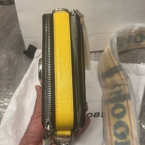 NWT Snoopy Marc Jacobs limited edition from Japan .. - Picture 6 of 7